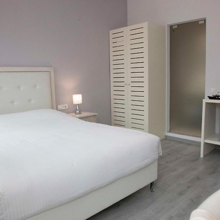 Shalom Luxury Rooms Kondilaki La Canée Extérieur photo