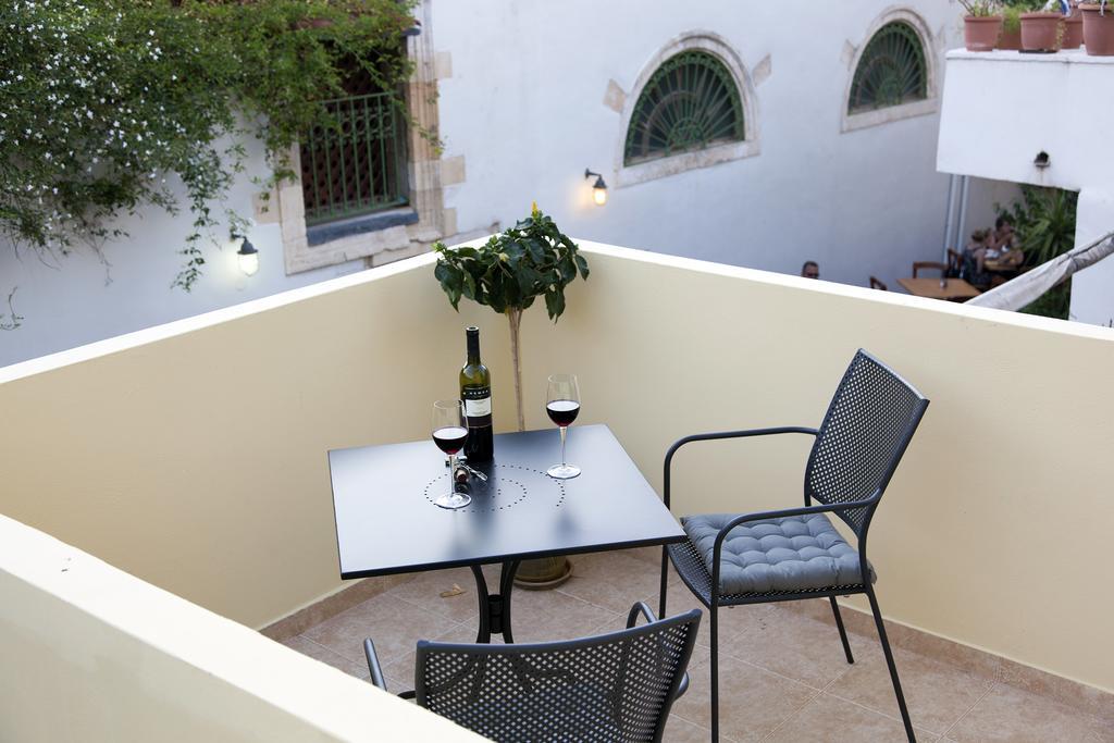 Shalom Luxury Rooms Kondilaki La Canée Chambre photo