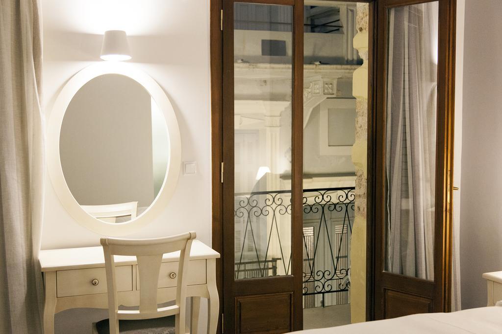 Shalom Luxury Rooms Kondilaki La Canée Chambre photo