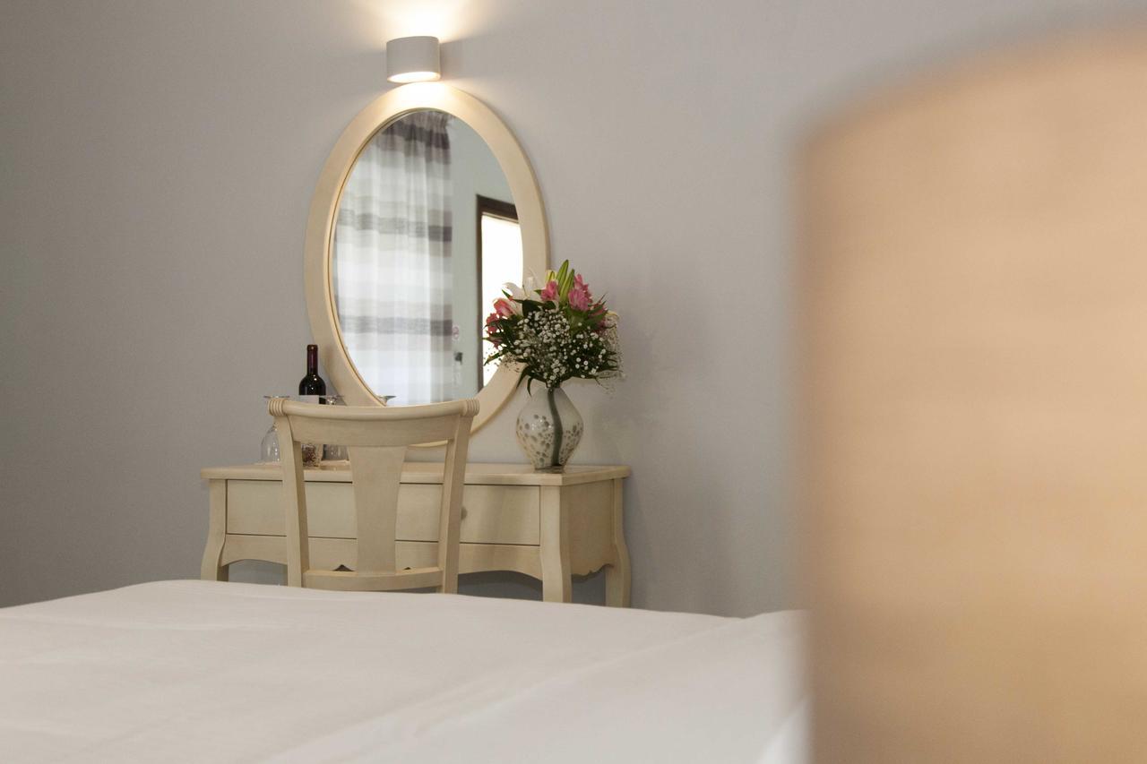 Shalom Luxury Rooms Kondilaki La Canée Extérieur photo