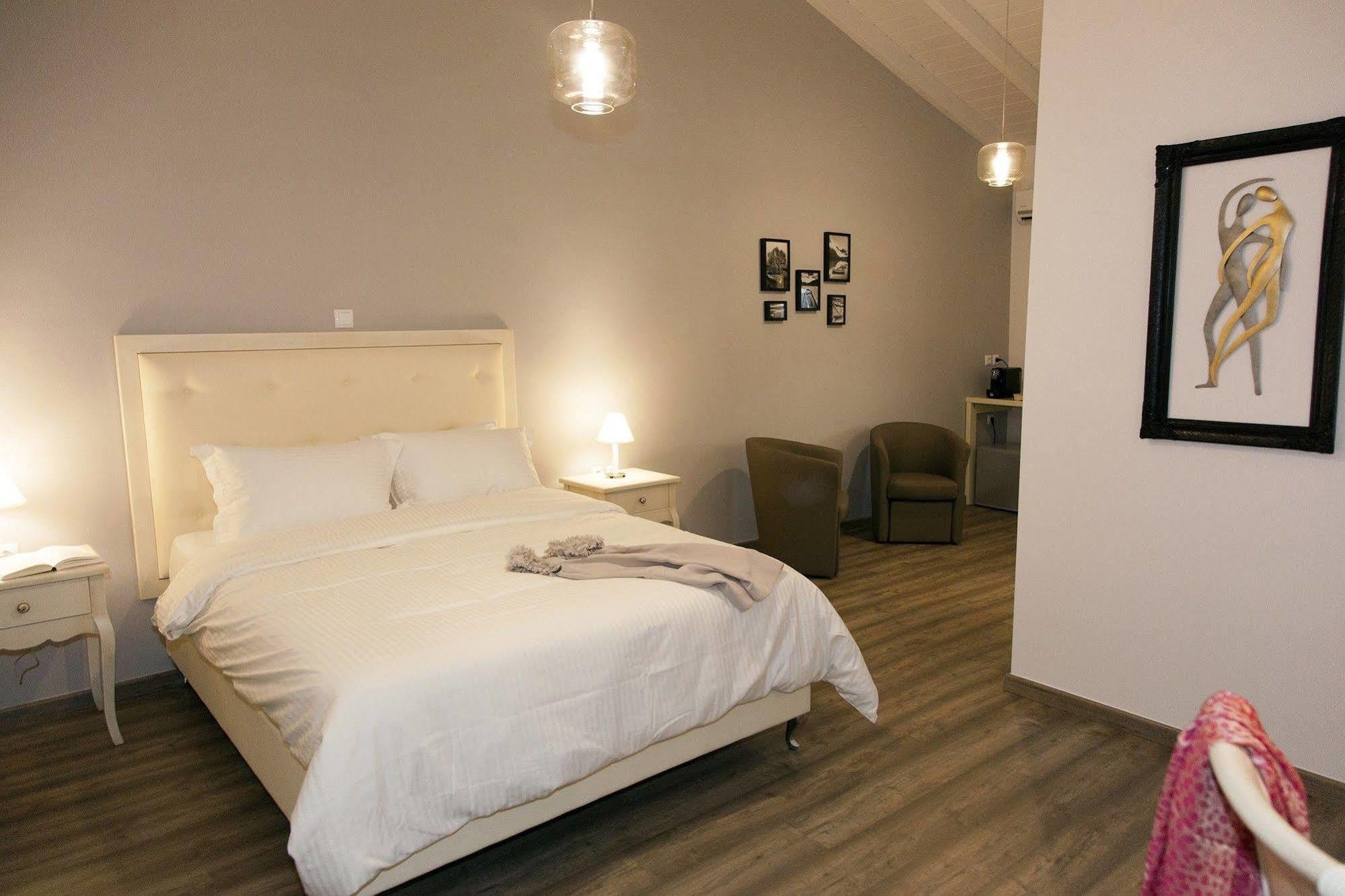 Shalom Luxury Rooms Kondilaki La Canée Extérieur photo