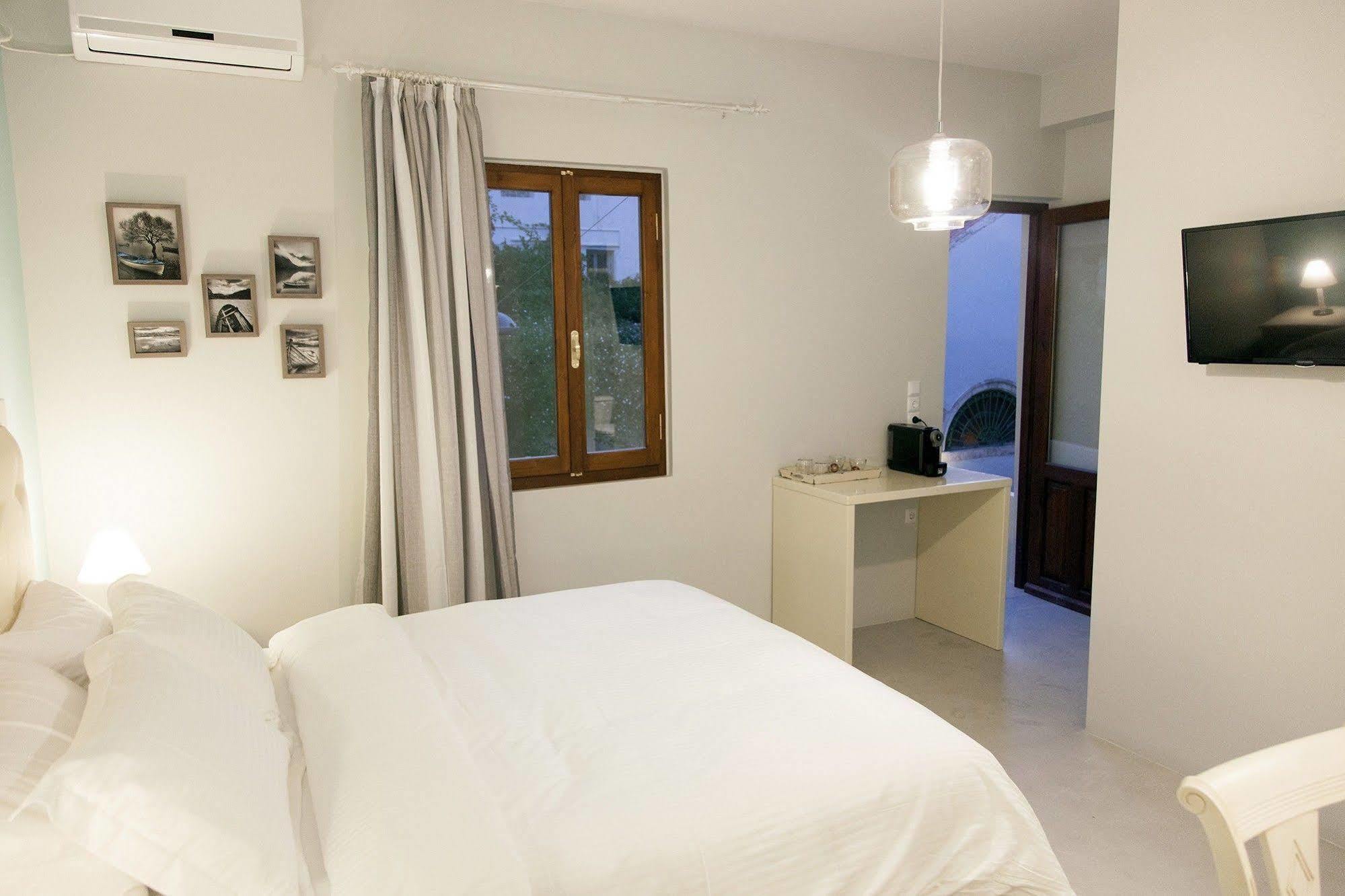 Shalom Luxury Rooms Kondilaki La Canée Extérieur photo